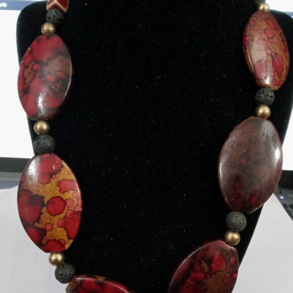 NECKLACE - Picture 1 of 1